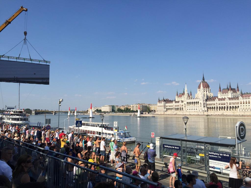 Bright Studio With Parliament View, Free Parking Budapest Chambre photo