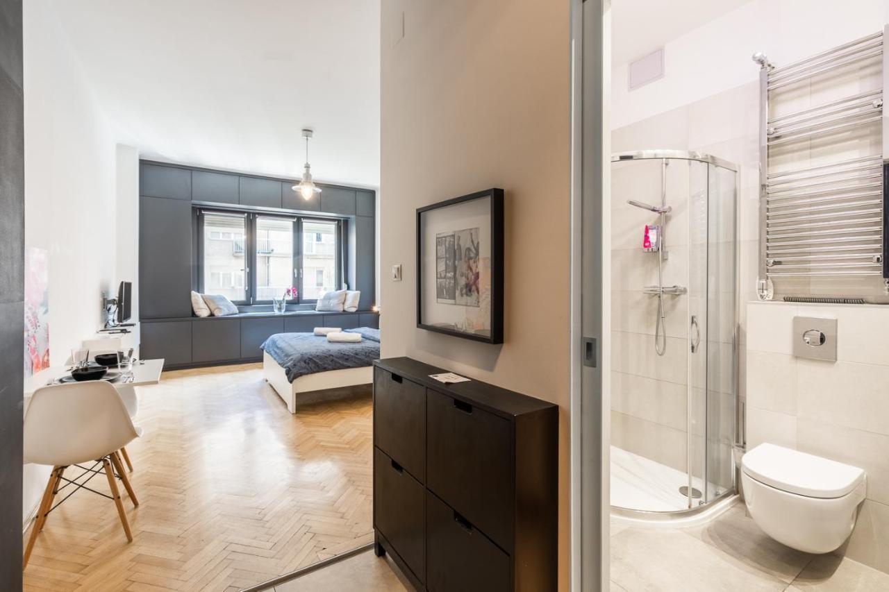 Bright Studio With Parliament View, Free Parking Budapest Extérieur photo