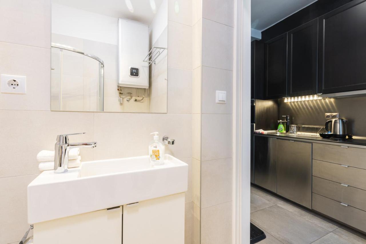 Bright Studio With Parliament View, Free Parking Budapest Extérieur photo